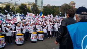 Romania: ‘No’ to the full transfer of social security contributions on workers!