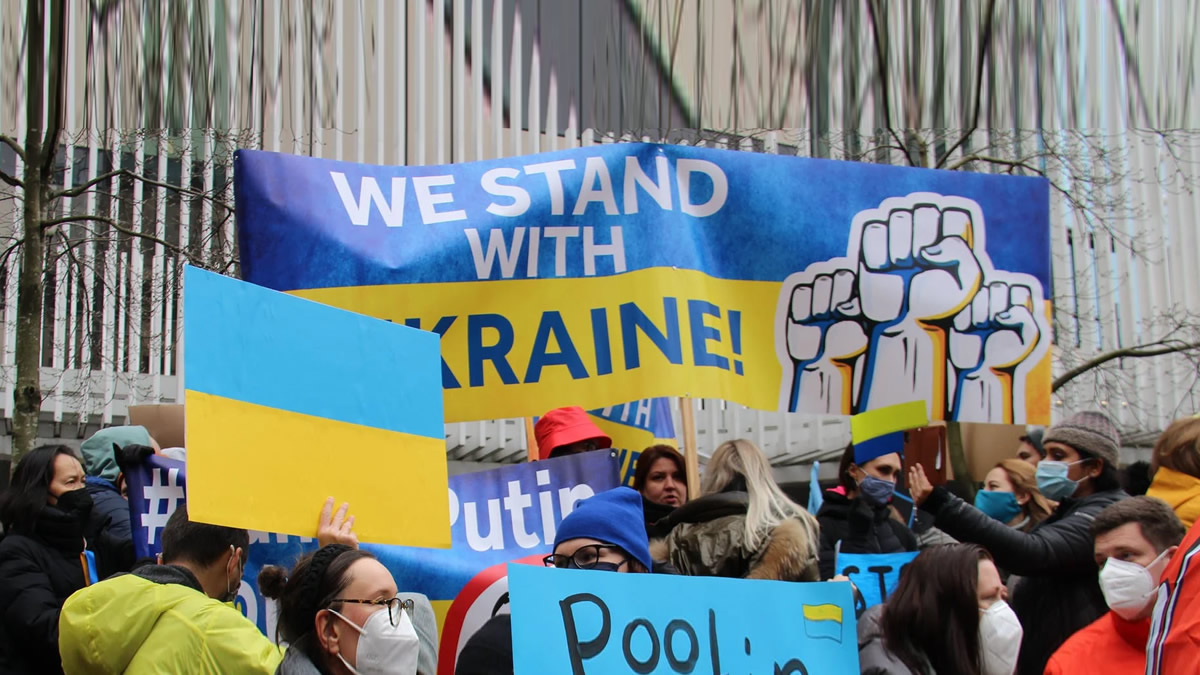 Calling on Russia to stop immediately its aggression, invasion, and occupation of Ukraine